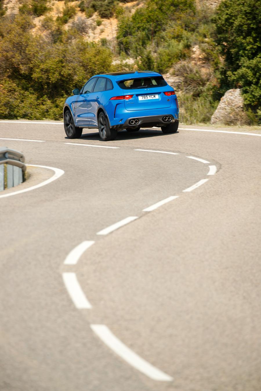  Jaguar F-Pace SVR 2018 года  (WW) (фото 111 из 115)